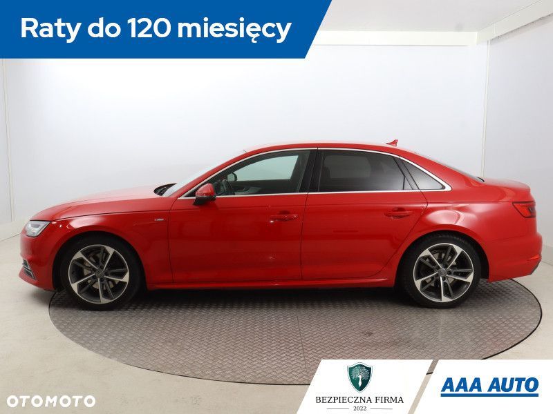 Audi A4 Limousine - 4