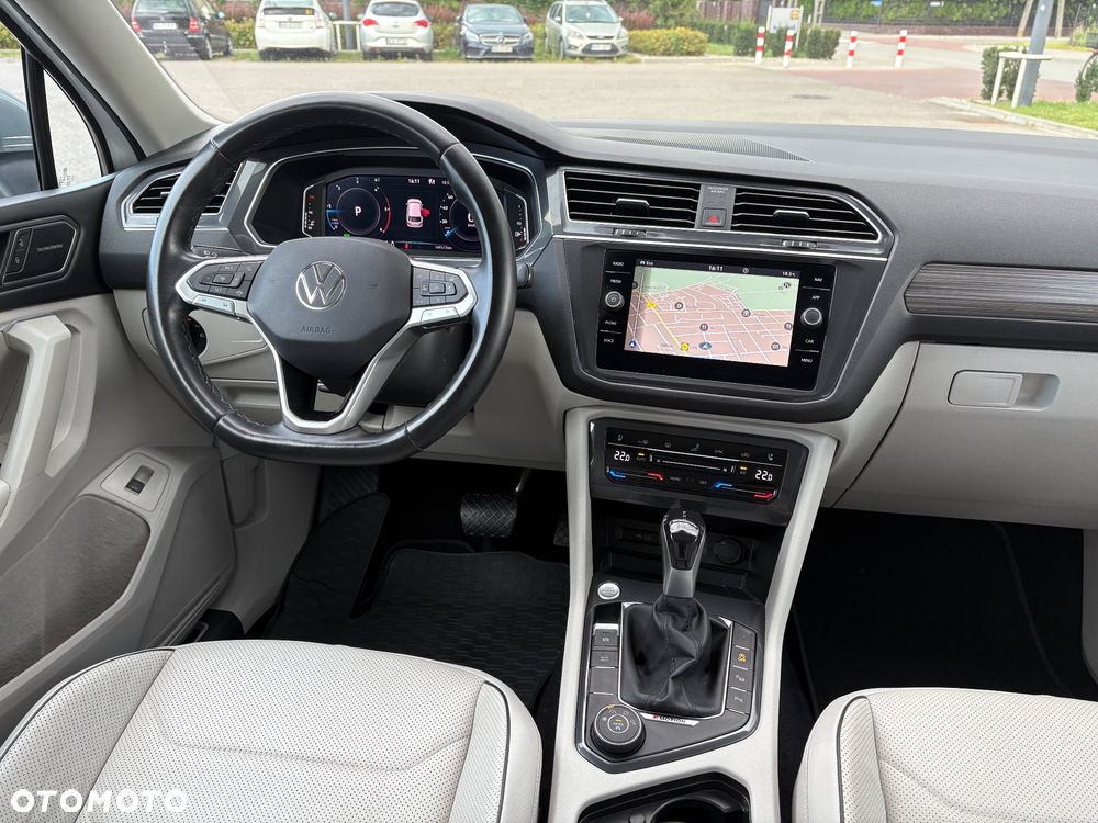 Volkswagen Tiguan Allspace 2.0 TDI 4Mot Elegance DSG - 13
