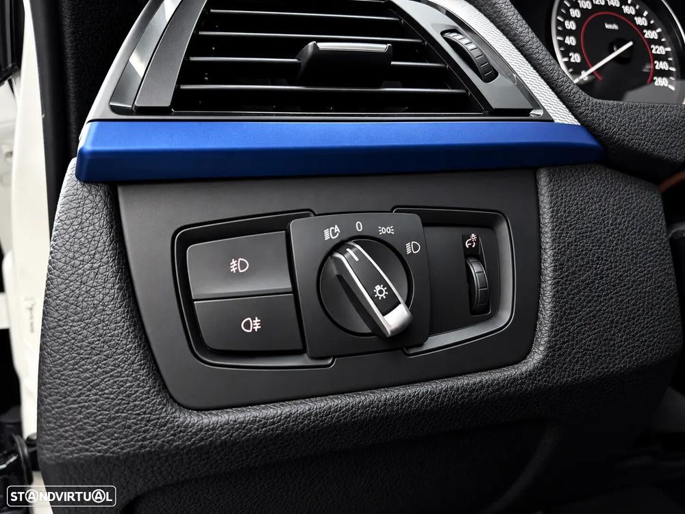 BMW 420 i Pack M - 32