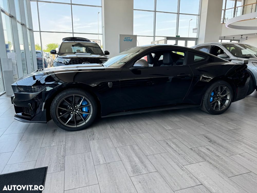 Ford Mustang - 5