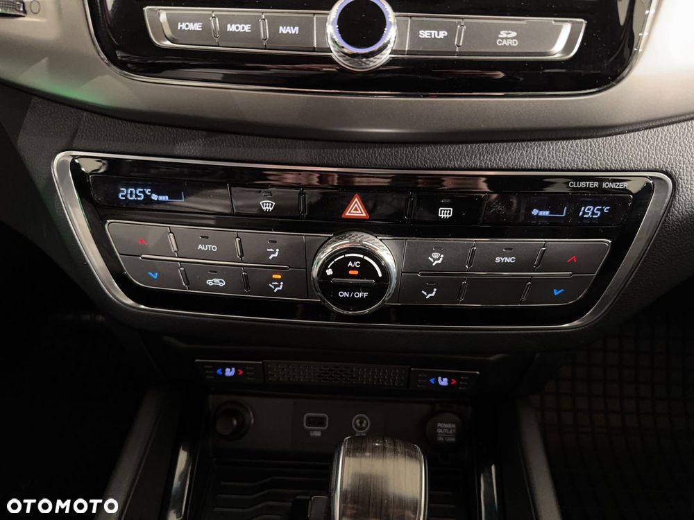 SsangYong/KGM Rexton - 26