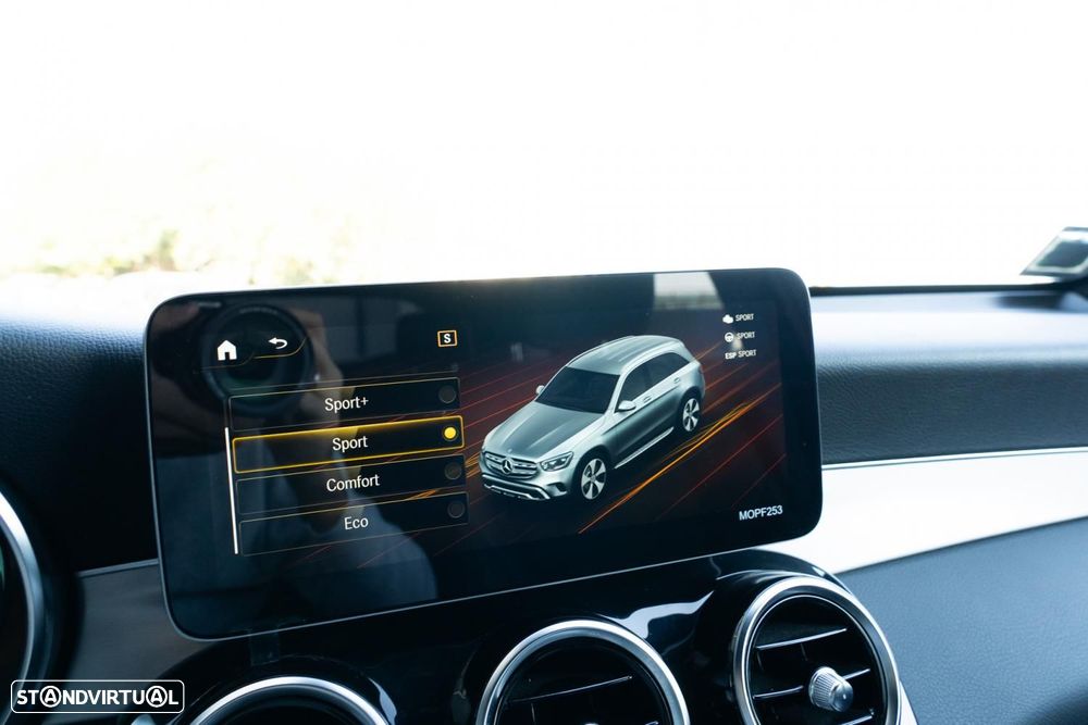 Mercedes-Benz GLC 300 d 4Matic - 16