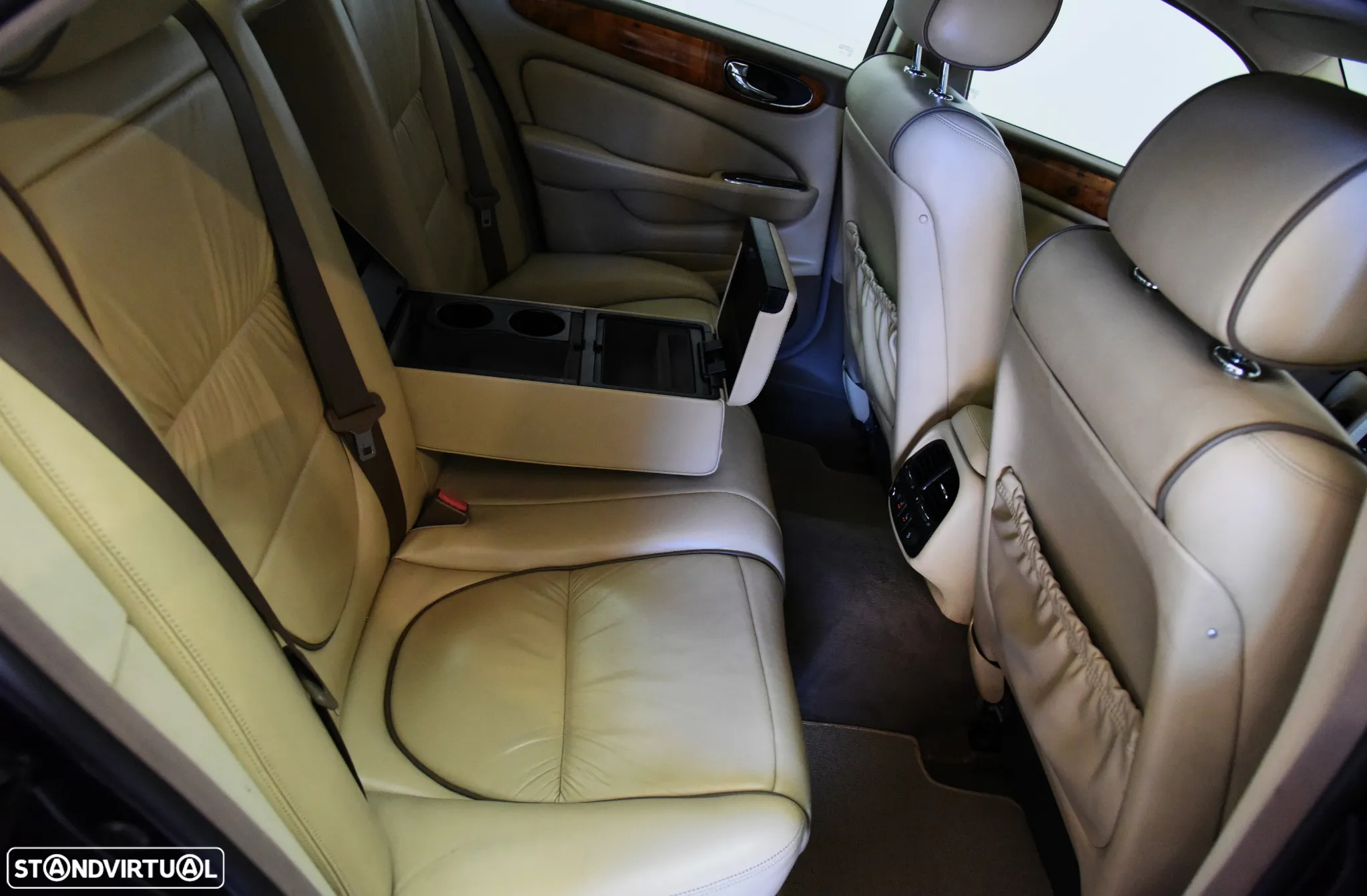 Jaguar XJ XJ6 2.7 D V6 Executive - 20