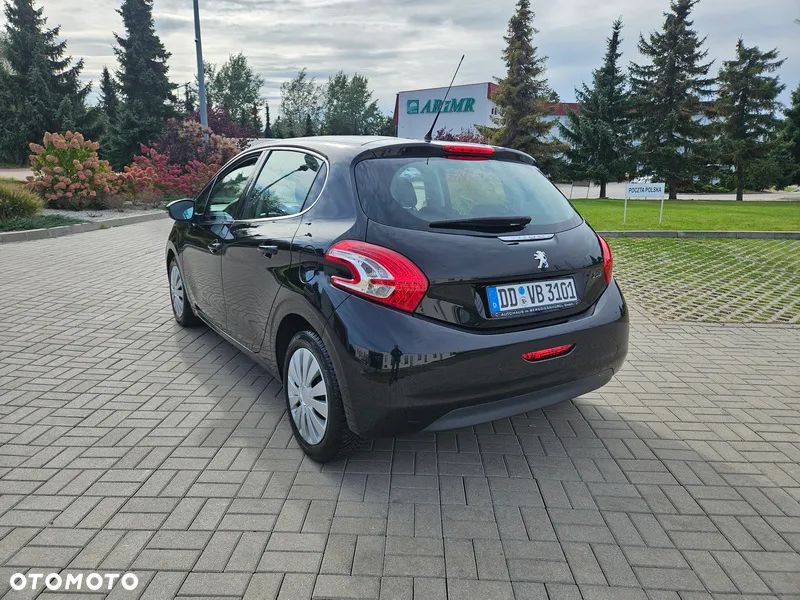 Peugeot 208 1.6 VTi Allure - 13