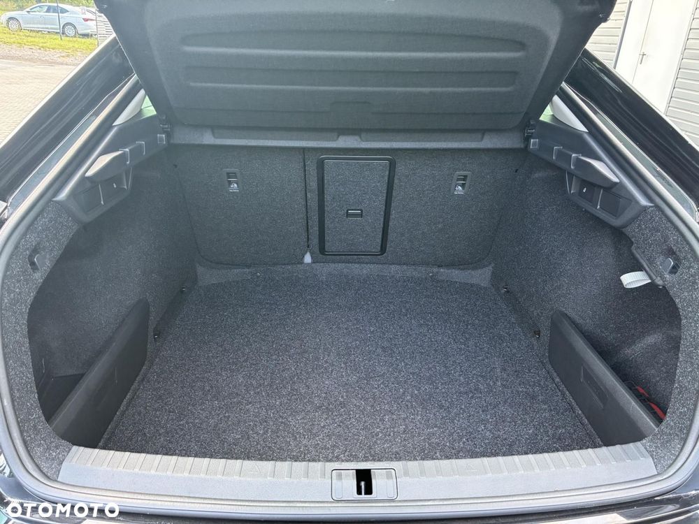 Skoda Octavia 2.0 TDI Selection DSG - 32