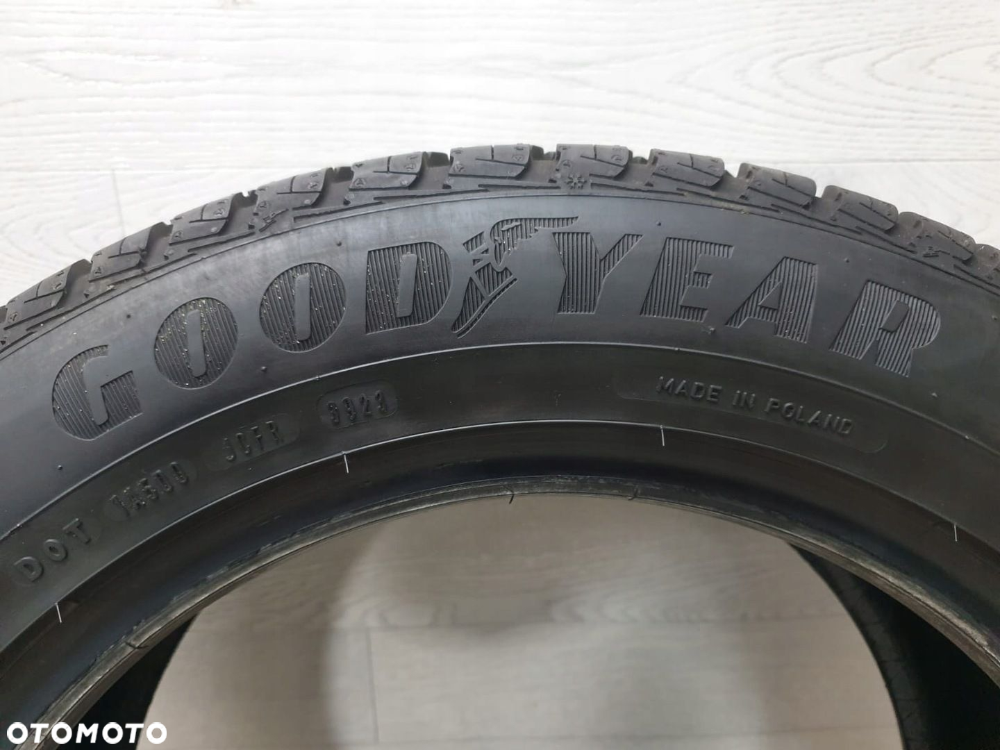 Opona całoroczna Goodyear Vector 4SEASONS GEN-2 225/55R17 97 V - 3