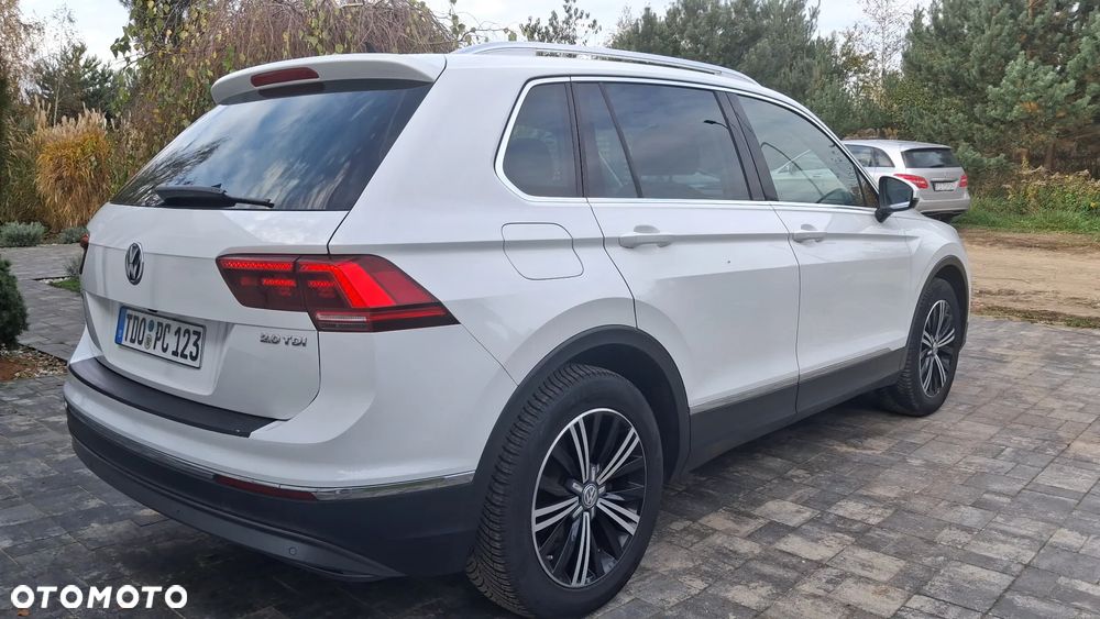 Volkswagen Tiguan - 11