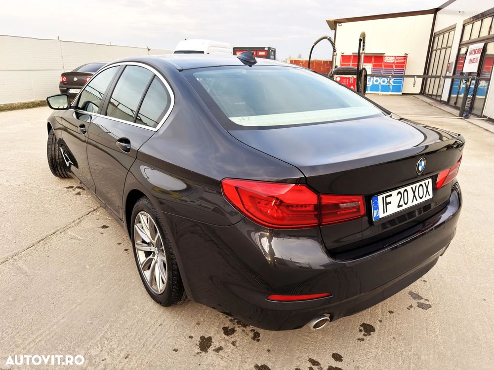 BMW Seria 5 530i Aut. - 9
