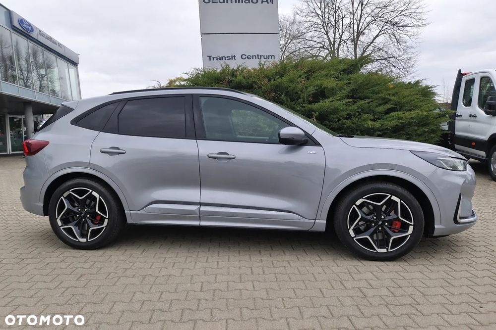 Ford Kuga 2.5 FHEV AWD ST-Line X eCVT - 3