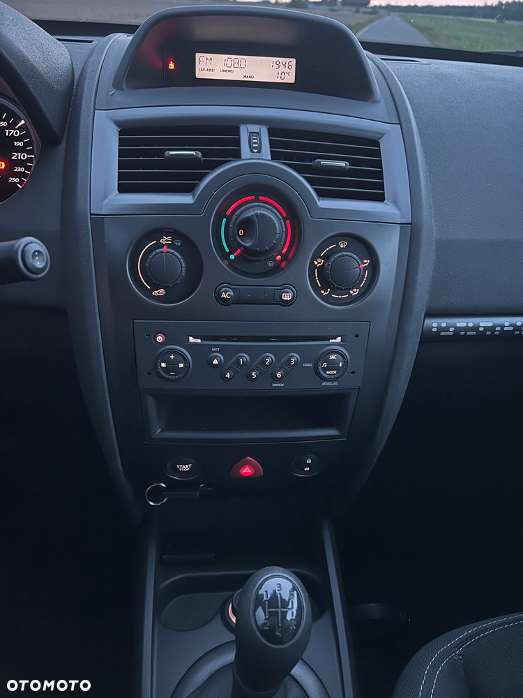Renault Megane - 12