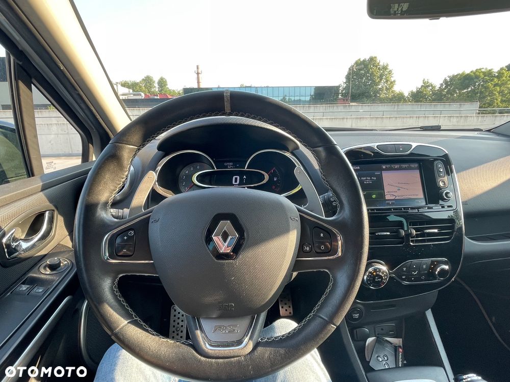 Renault Clio - 14