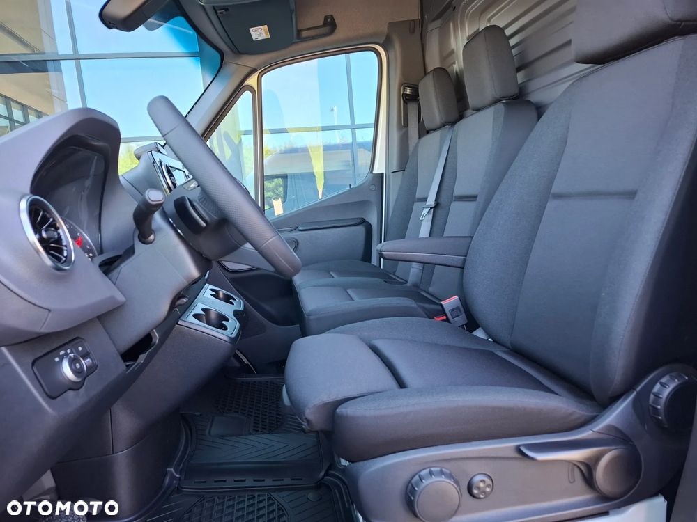 Mercedes-Benz Sprinter 317 CDI Furgon PRO Ekstra Długi 4325+mm - 20