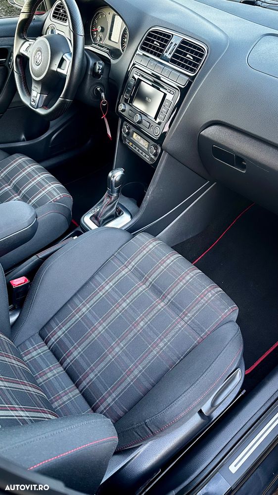 Volkswagen Polo 1.4 DSG GTI - 11