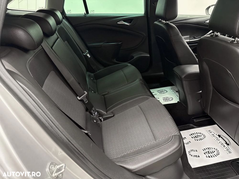 Opel Astra 1.6 D (CDTI) Automatik Innovation - 9