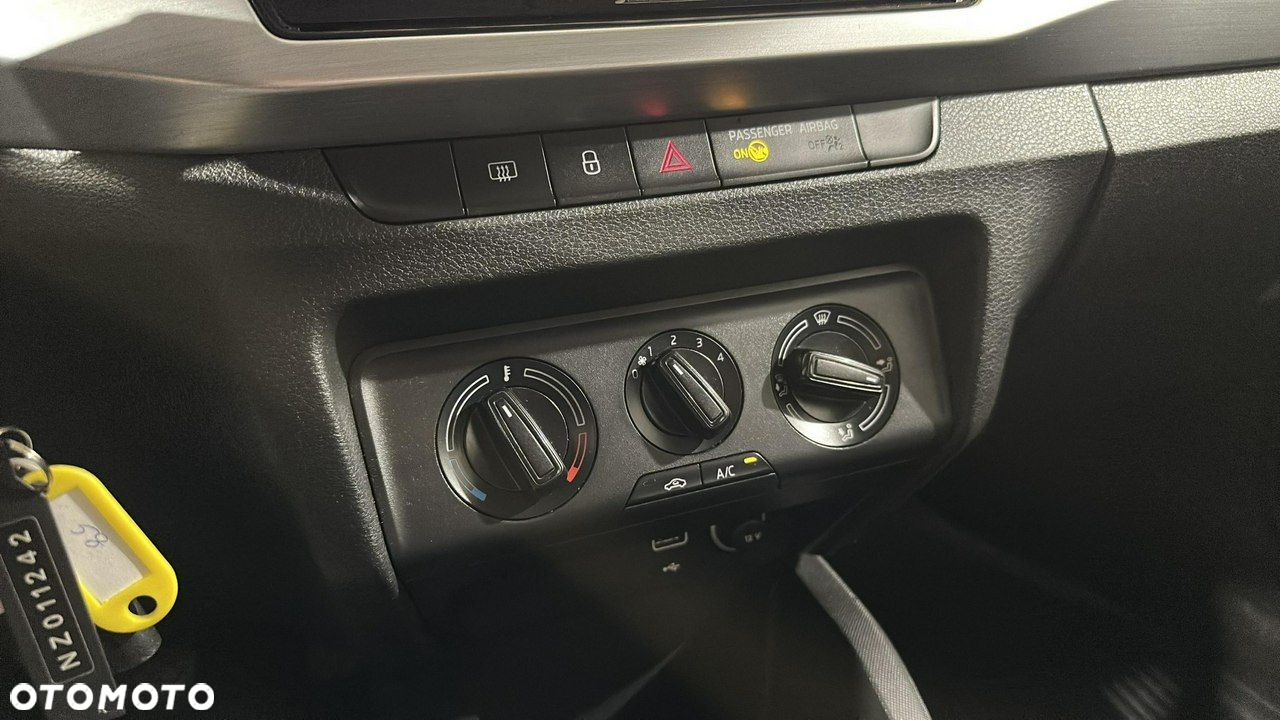 Skoda Fabia - 19