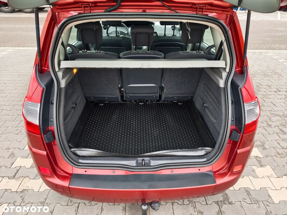 Renault Scenic - 18