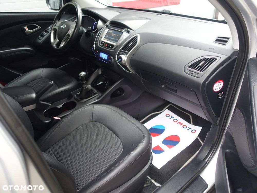 Hyundai ix35 1.6 2WD blue Trend - 11