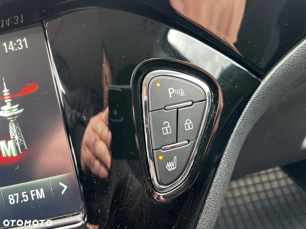 Opel Corsa 1.4 16V Active - 20