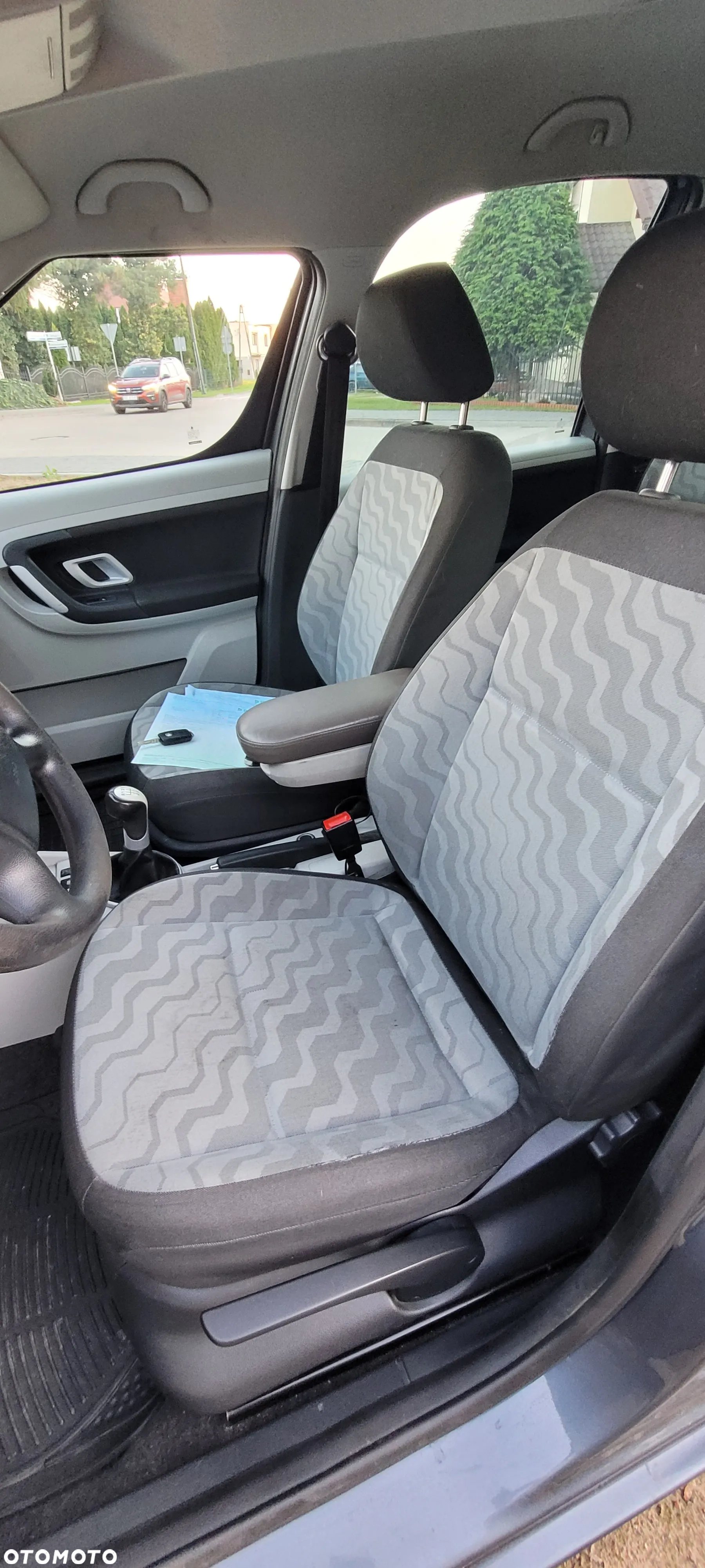 Skoda Roomster 1.6 16V Comfort - 14