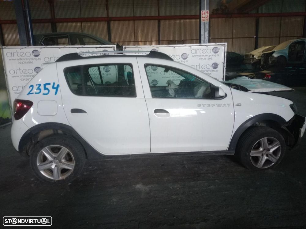 AIRBAG LATERAL FRENTE DIREITO DACIA SANDERO II - 1