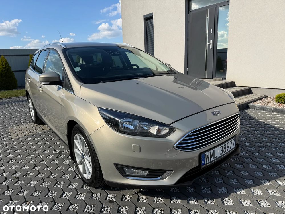 Ford Focus 1.0 EcoBoost Titanium ASS PowerShift - 4