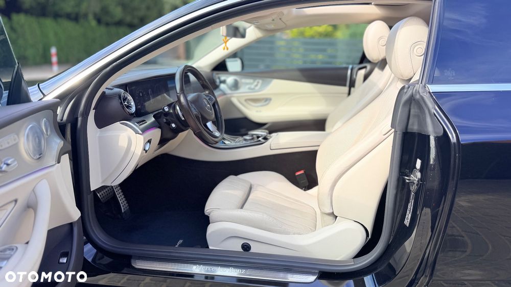 Mercedes-Benz Klasa E 220 d 4Matic 9G-TRONIC AMG Line - 11
