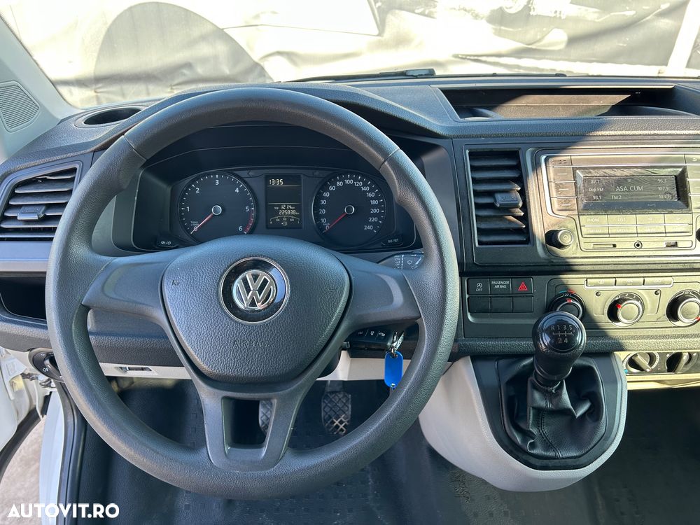 Volkswagen Transporter - 15