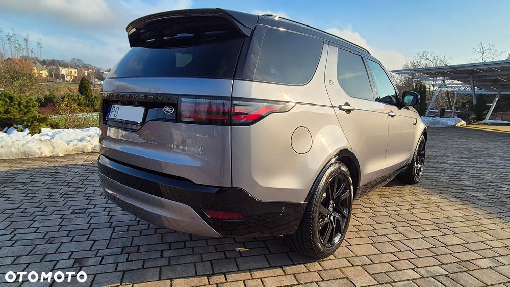 Land Rover Discovery 2.0 P300 R-Dynamic SE - 4