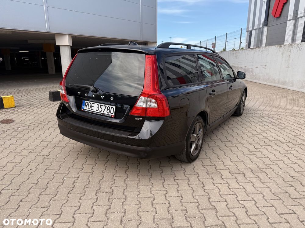 Volvo V70 2.0 - 8