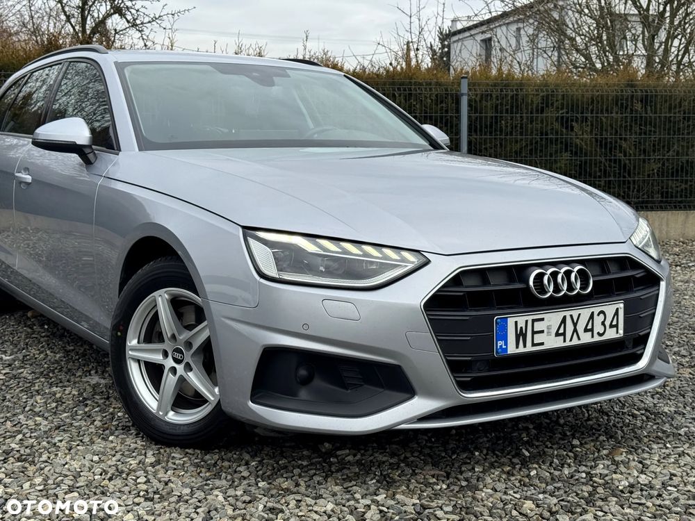 Audi A4 Avant 40 TDI S tronic - 31