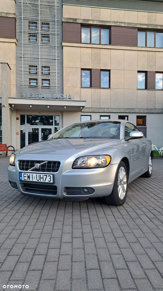 Volvo C70 2.0D Momentum - 3