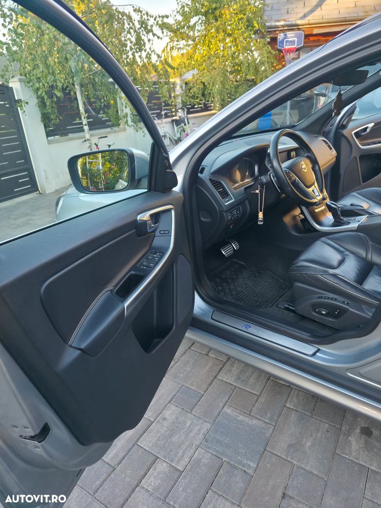 Volvo XC 60 D4 VEA Start-Stop R-Design - 23