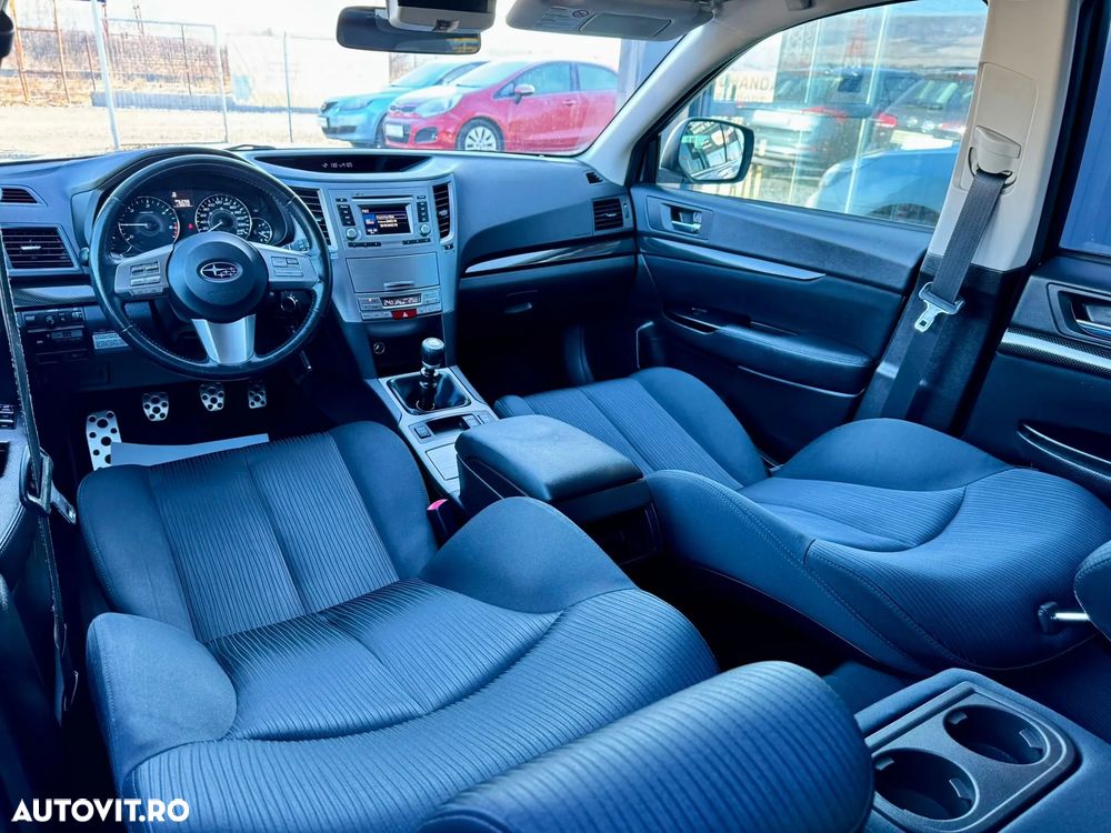 Subaru Legacy Kombi 2.0D Sport - 29