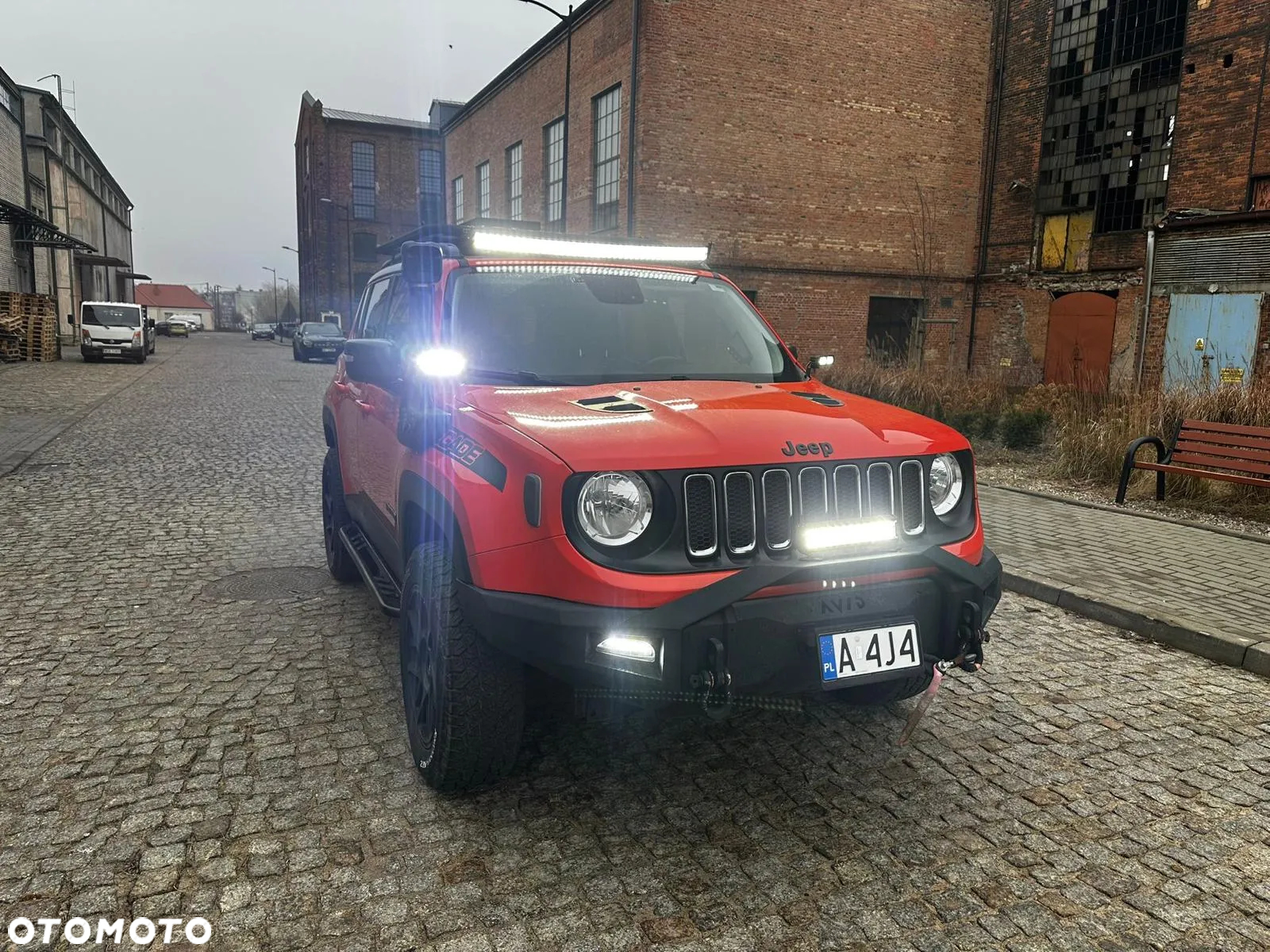 Jeep Renegade - 14