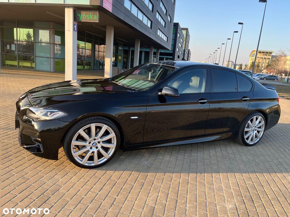 BMW Seria 5 535i Sport-Aut - 36
