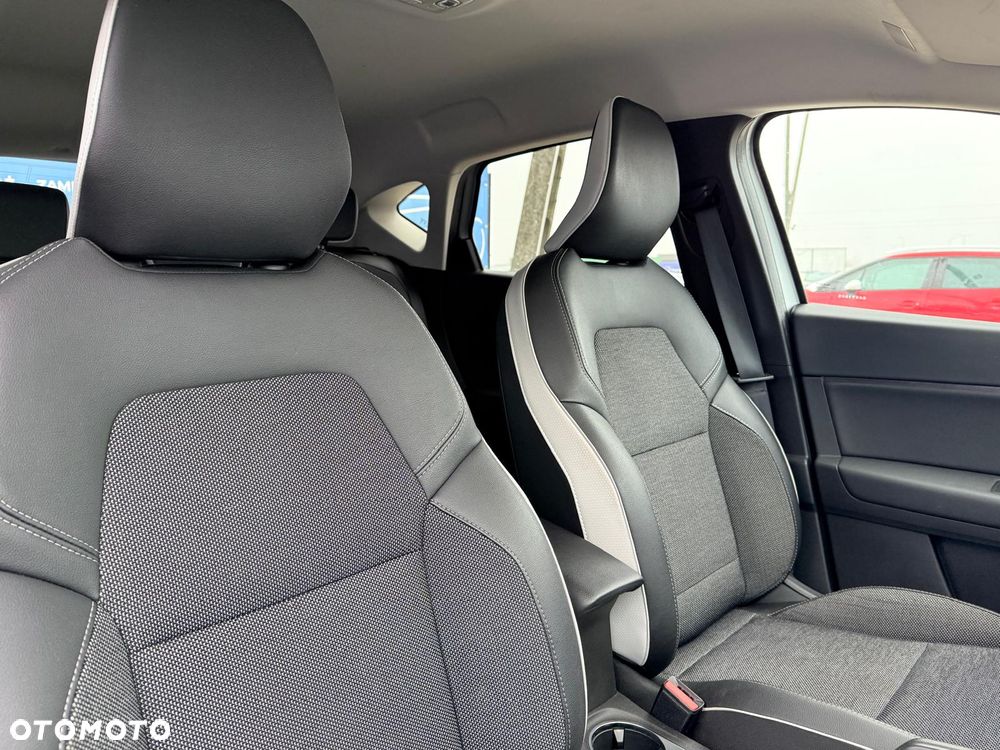 Renault Captur TCe Mild Hybrid 140 EDC GPF EVOLUTION - 17