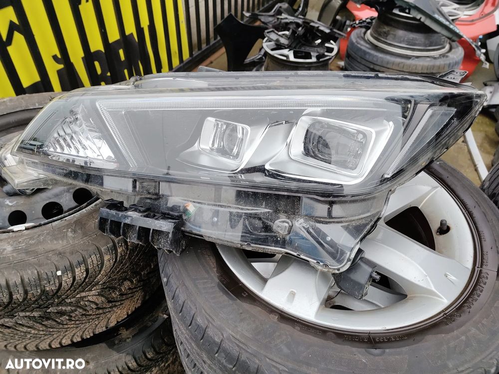 Far stanga full led nissan leaf 2 2018-2019-2020-2021 COD 260605SH5A - 1