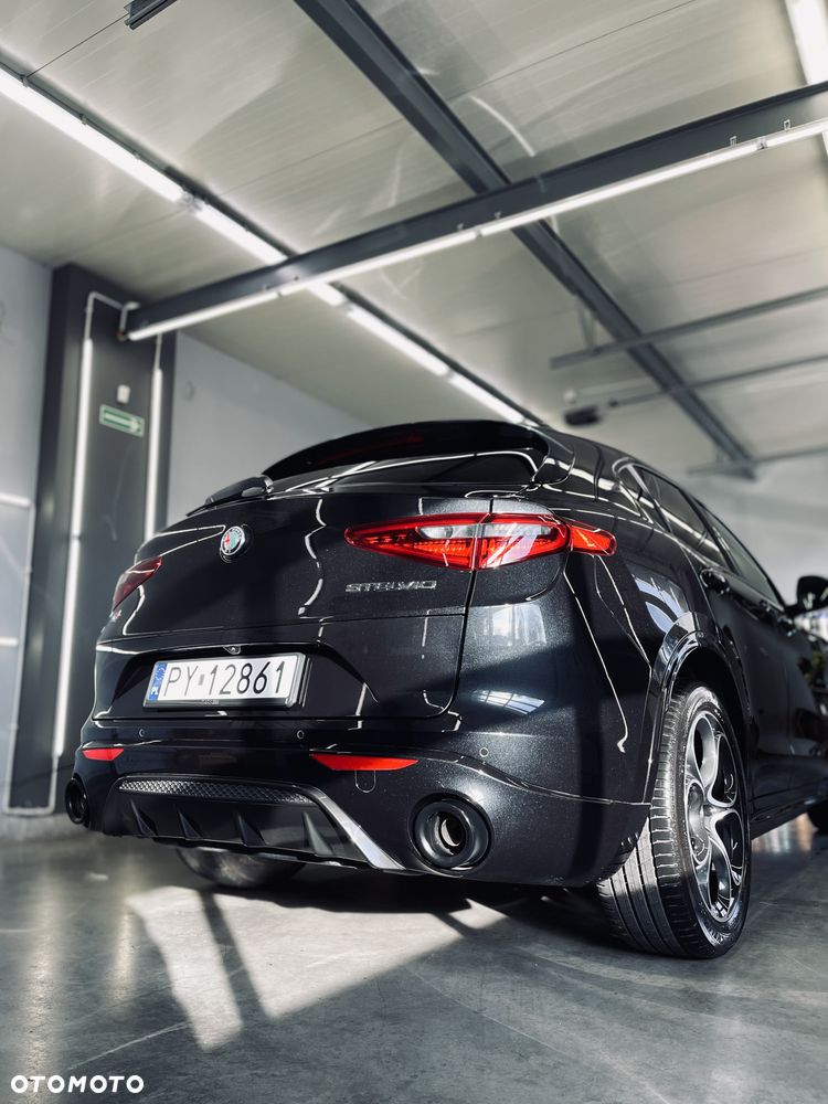 Alfa Romeo Stelvio 2.0 Turbo Veloce Q4 - 2