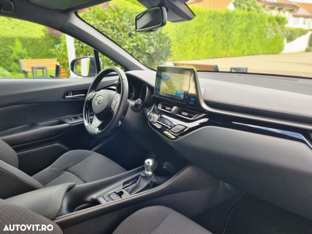 Toyota C-HR 1.8 HSD 122 CP 4x2 CVT C-ult Style - 12