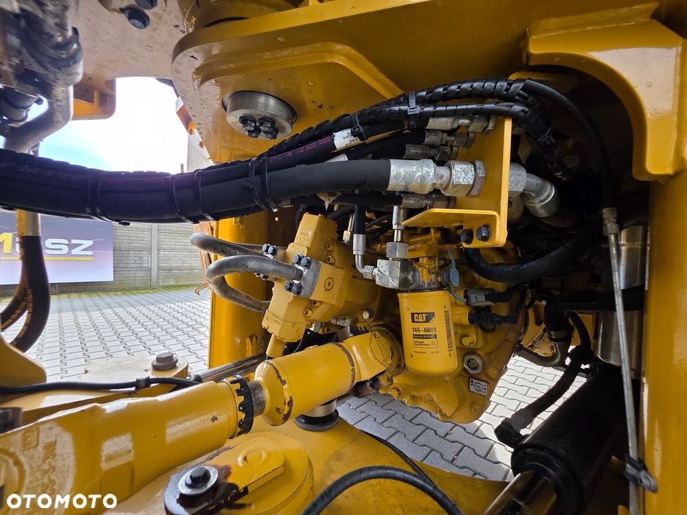 Caterpillar 938 K, 2013 ROK, ŁYŻKA + WIDŁY - 25