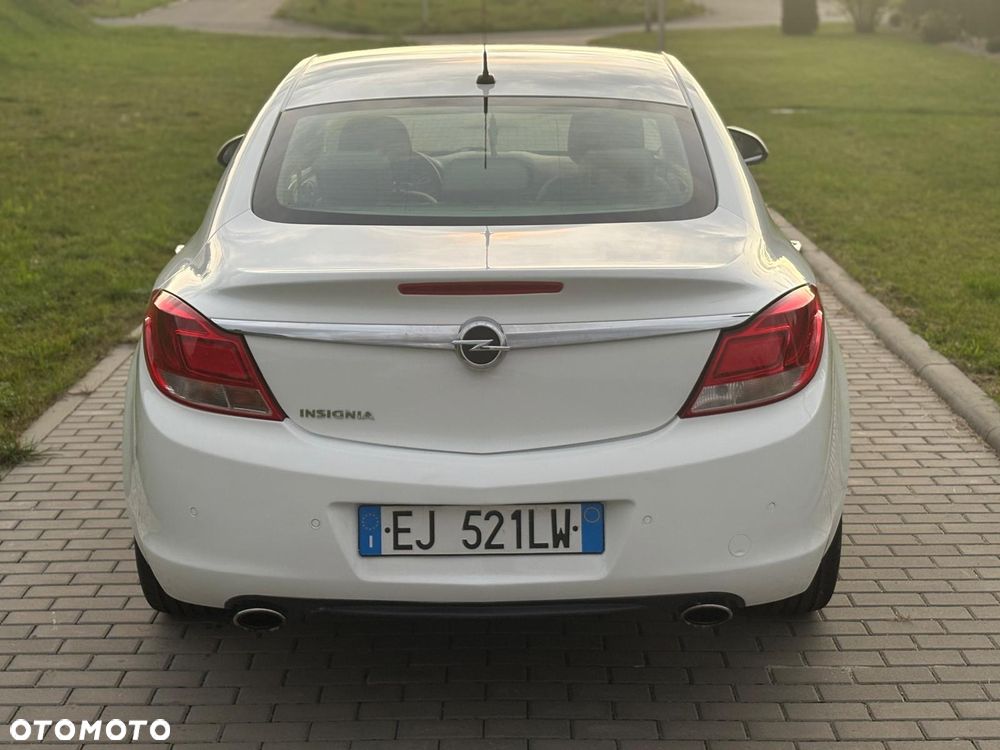 Opel Insignia 2.0 CDTI Cosmo 4x4 S&S - 10