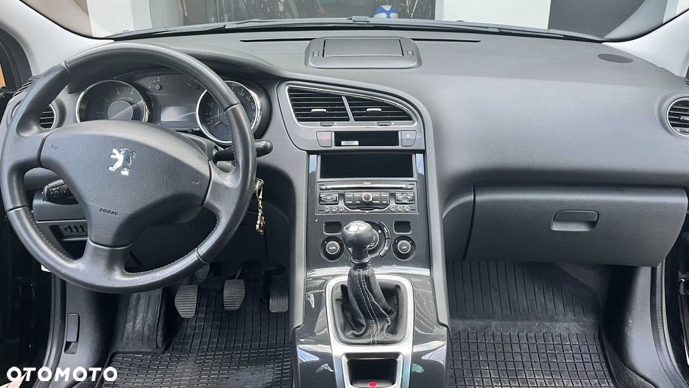 Peugeot 5008 - 2
