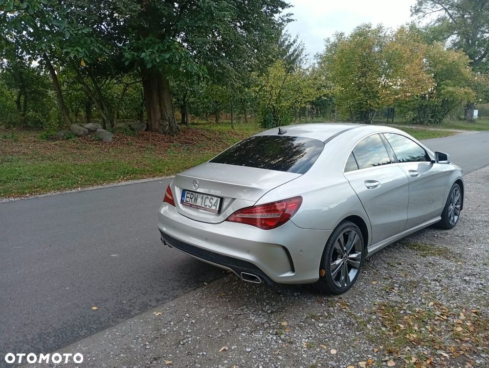 Mercedes-Benz CLA - 4