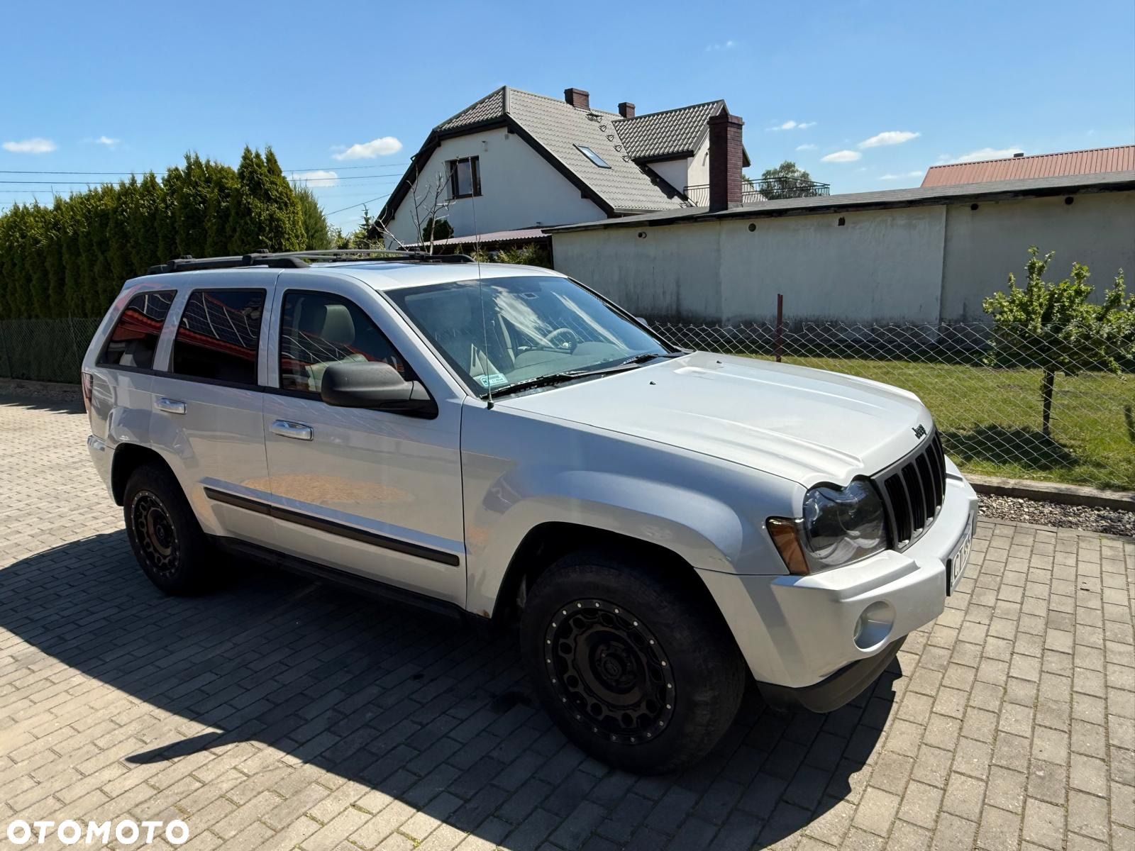 Jeep Grand Cherokee - 1