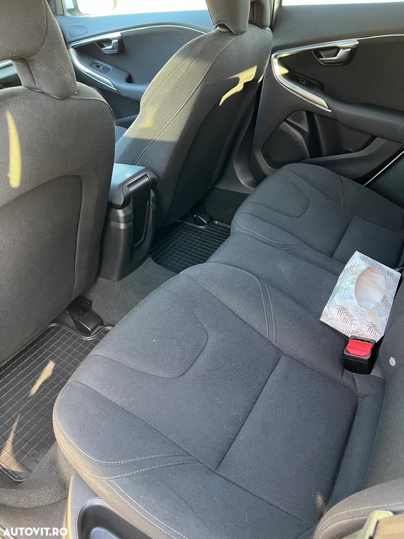Volvo V40 D2 - 14