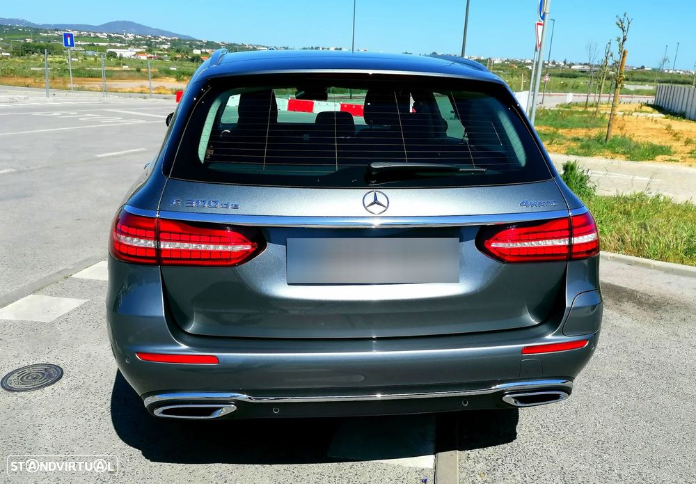 Mercedes-Benz E 300 de 4Matic 9G-TRONIC Avantgarde - 3
