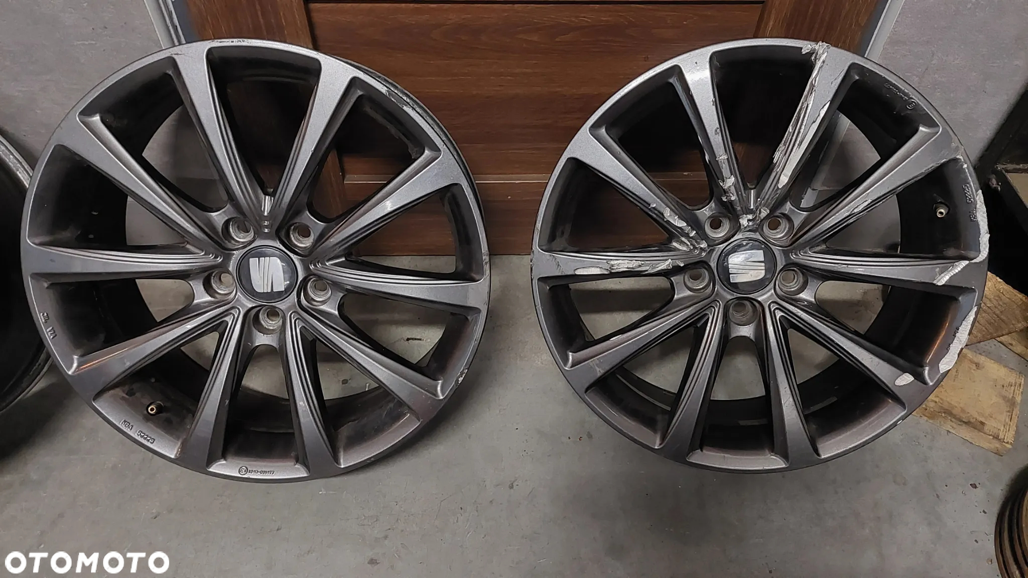 FELGI ALUMINIOWE 18 CALI SEAT 5X112 7,0JX18 H2 ET45- JEDNA USZKODZONA, PORYSOWANA - 3