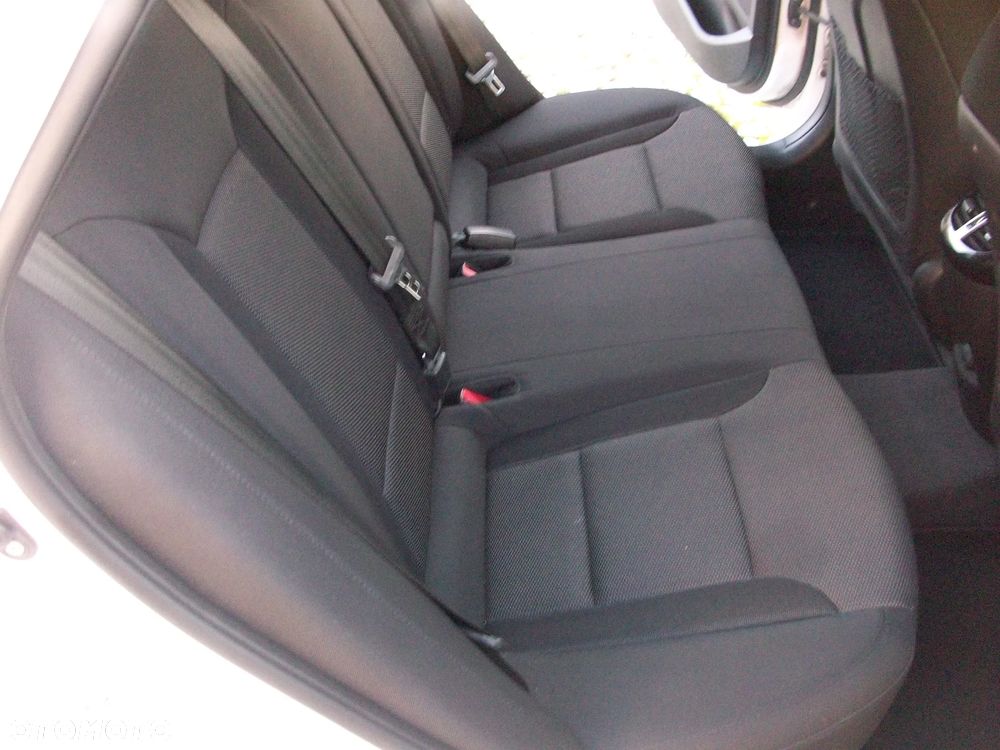 Hyundai i40 1.7 CRDi Automatik Premium - 9