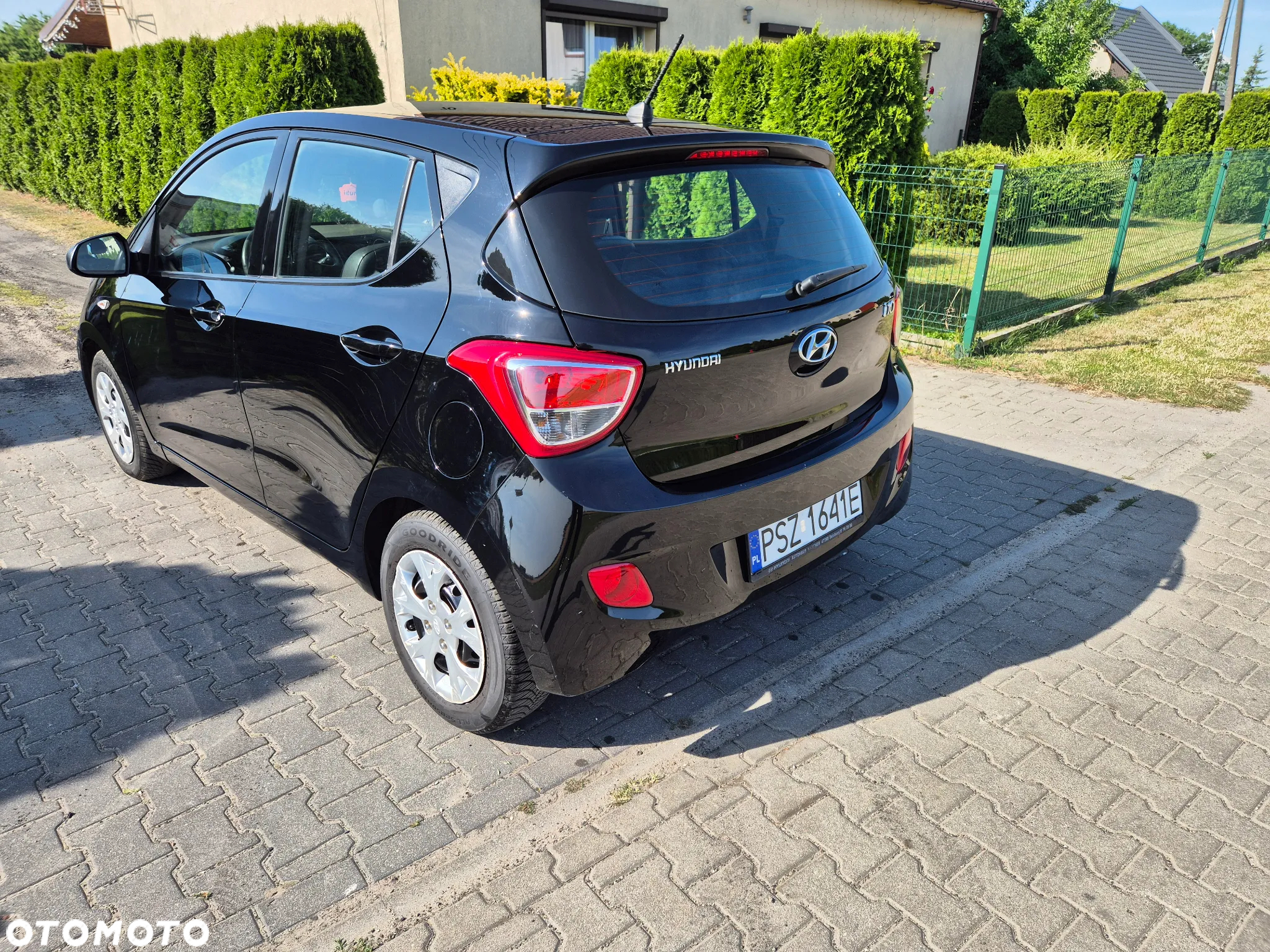 Hyundai i10 1.0 - 9