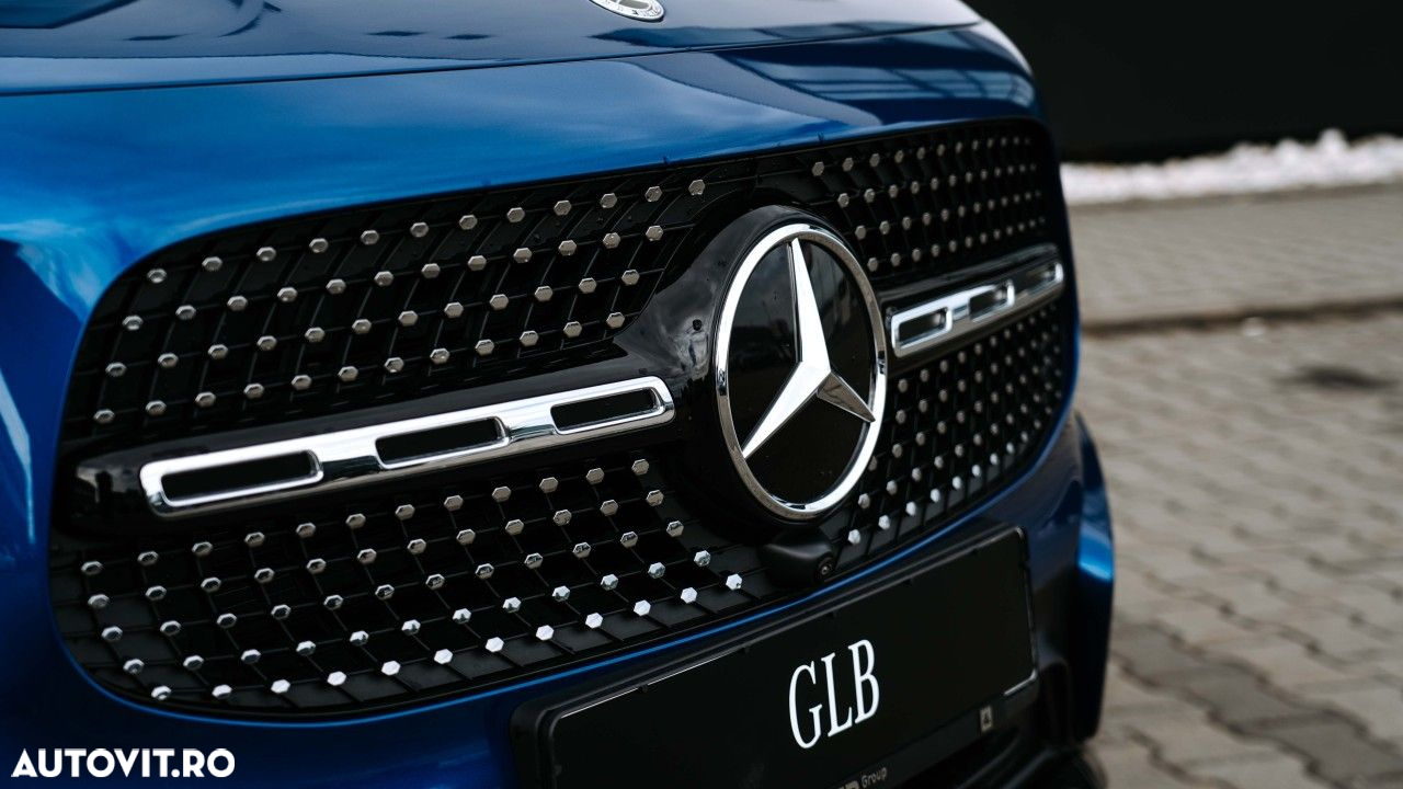 Mercedes-Benz GLB - 4